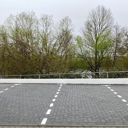 Hainburg River View Near Frankfurt -- 3 Zimmer -- 4 Betten Und 1 Groesse Schlafcouch מראה חיצוני תמונה